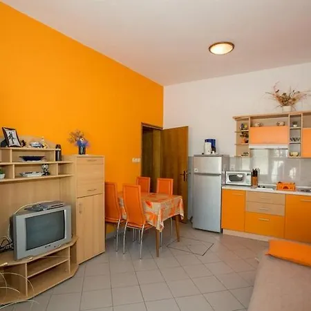 Meri - 1 Apartment Lopar